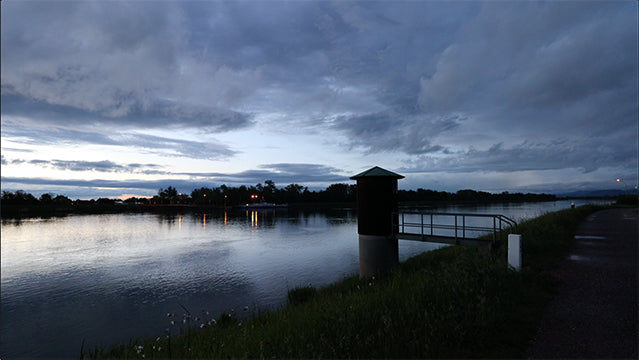 Abendhimmel am Rhein by Ralf Christoph Kaiser neuer Film als Klick mich eCard und O-Ton Audio Download hier im Store in 4K Qualität und HD Sound Wildlife FX - Kaiser-Filmix